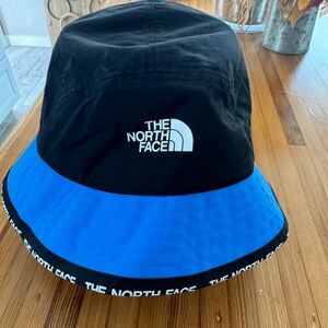 THE NORTH FACE Cypress Bucket Hat